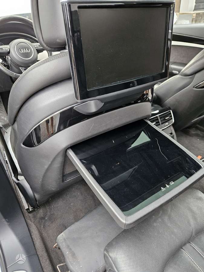 Audi A8 L Dalimis