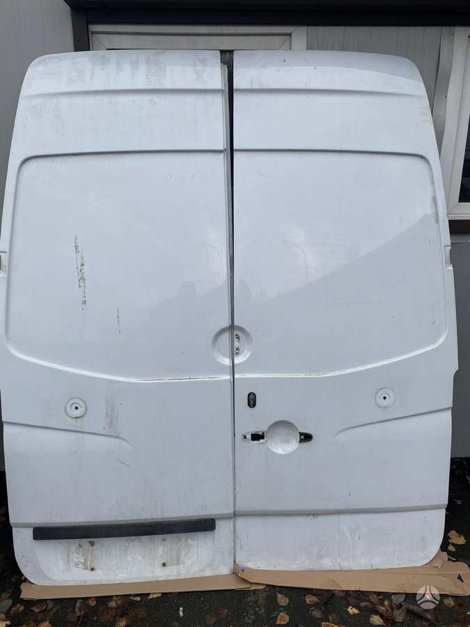 Mercedes-Benz Sprinter, cargo vans