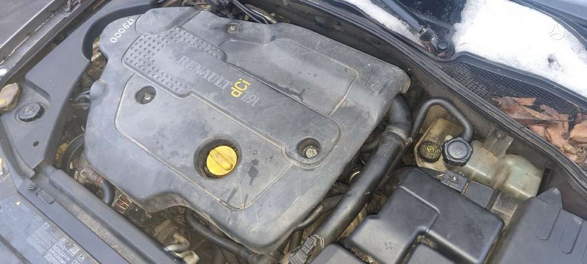 Renault Laguna for parts
