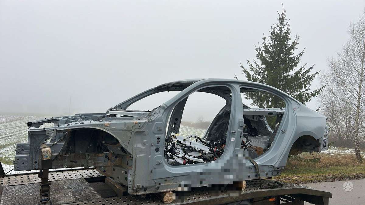 BMW 5 serija, Su headup