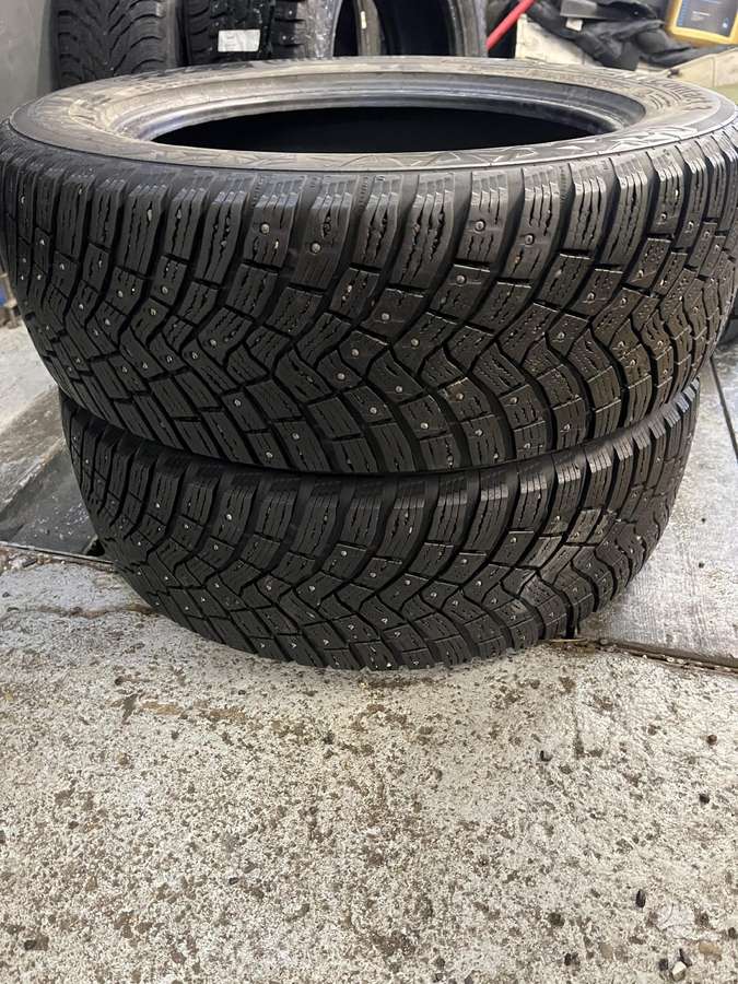 Continental IceContact 3, winter 215/60 R17