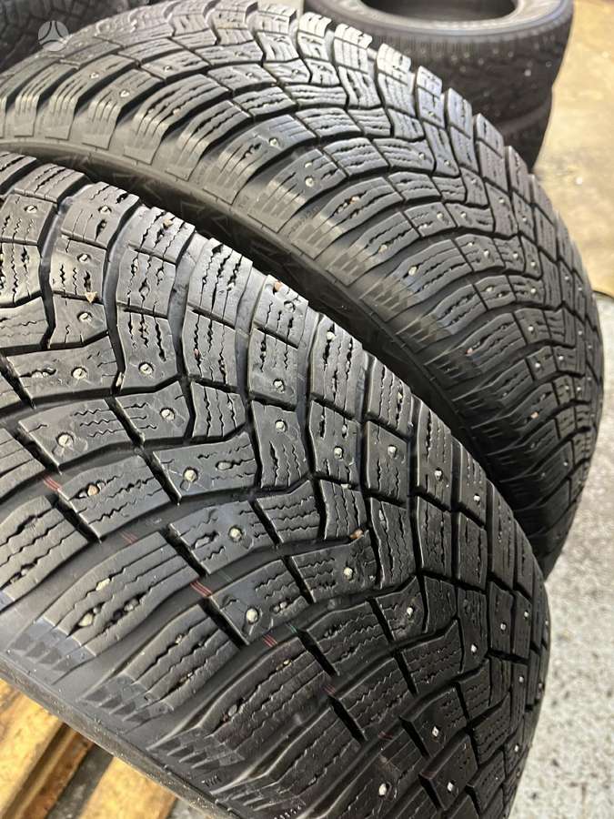 Continental IceContact 3, winter 215/60 R17