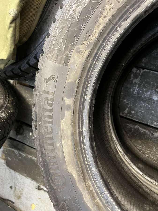Continental IceContact 3, winter 215/60 R17