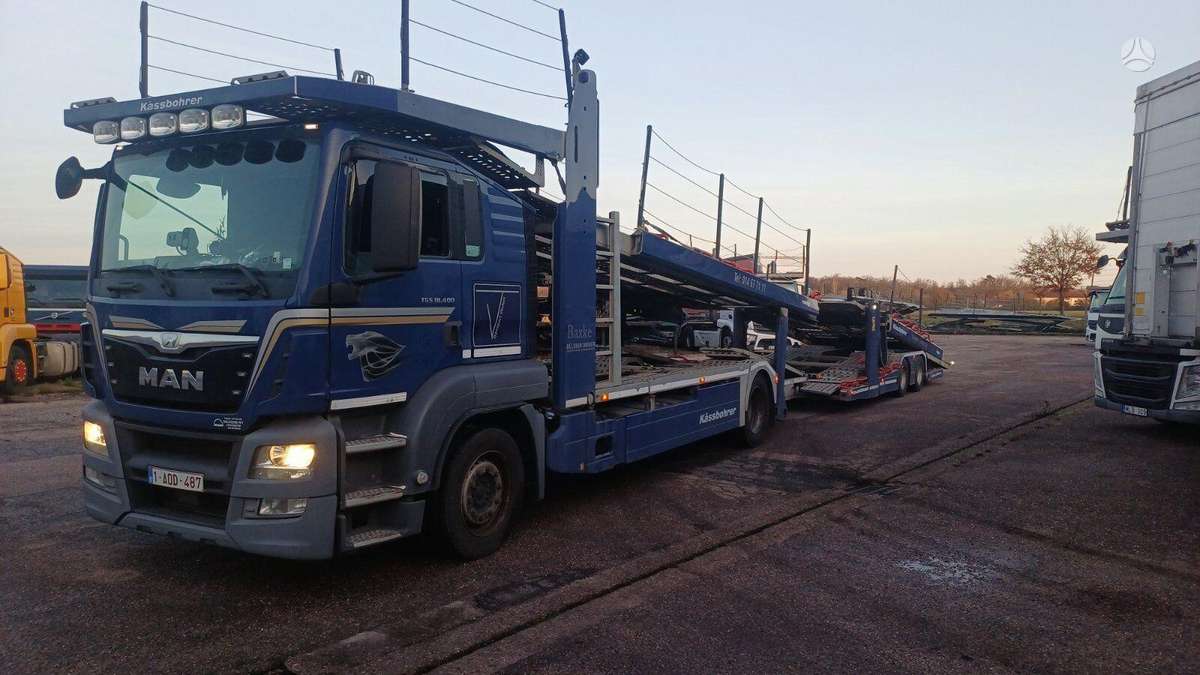 MAN + Kassbohrer 2016, auto transporters