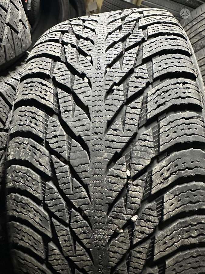 Nokian, žieminės 245/50 R19