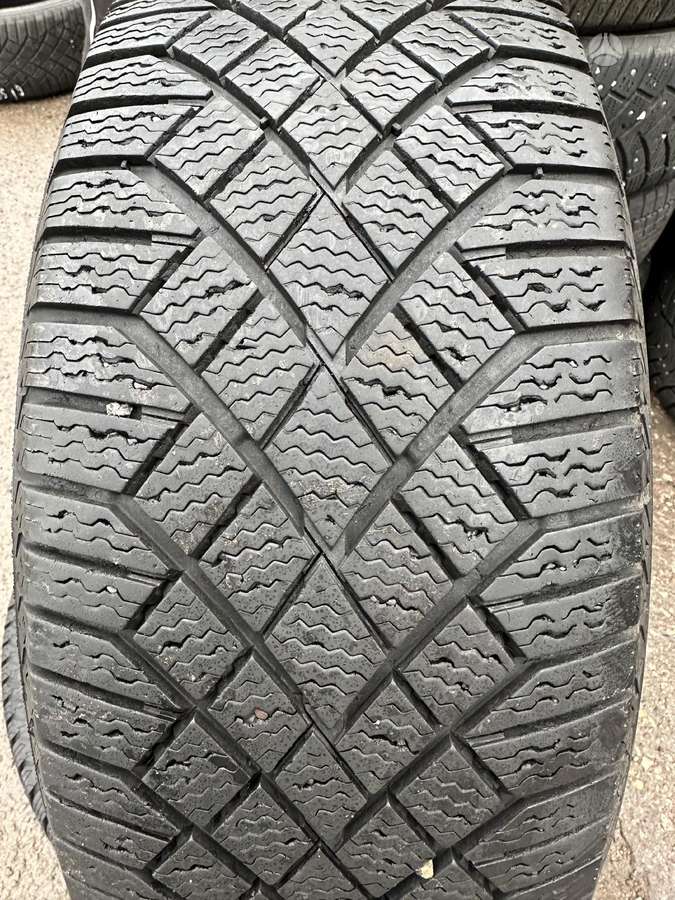 Continental, зимние 225/60 R17