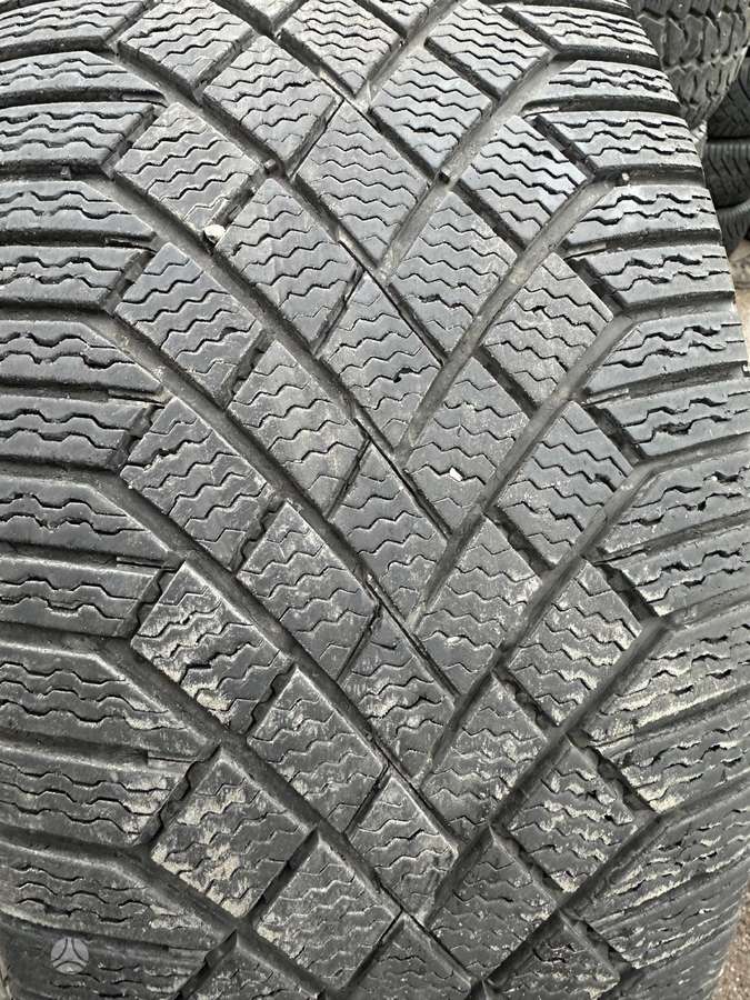 Continental, зимние 225/60 R17