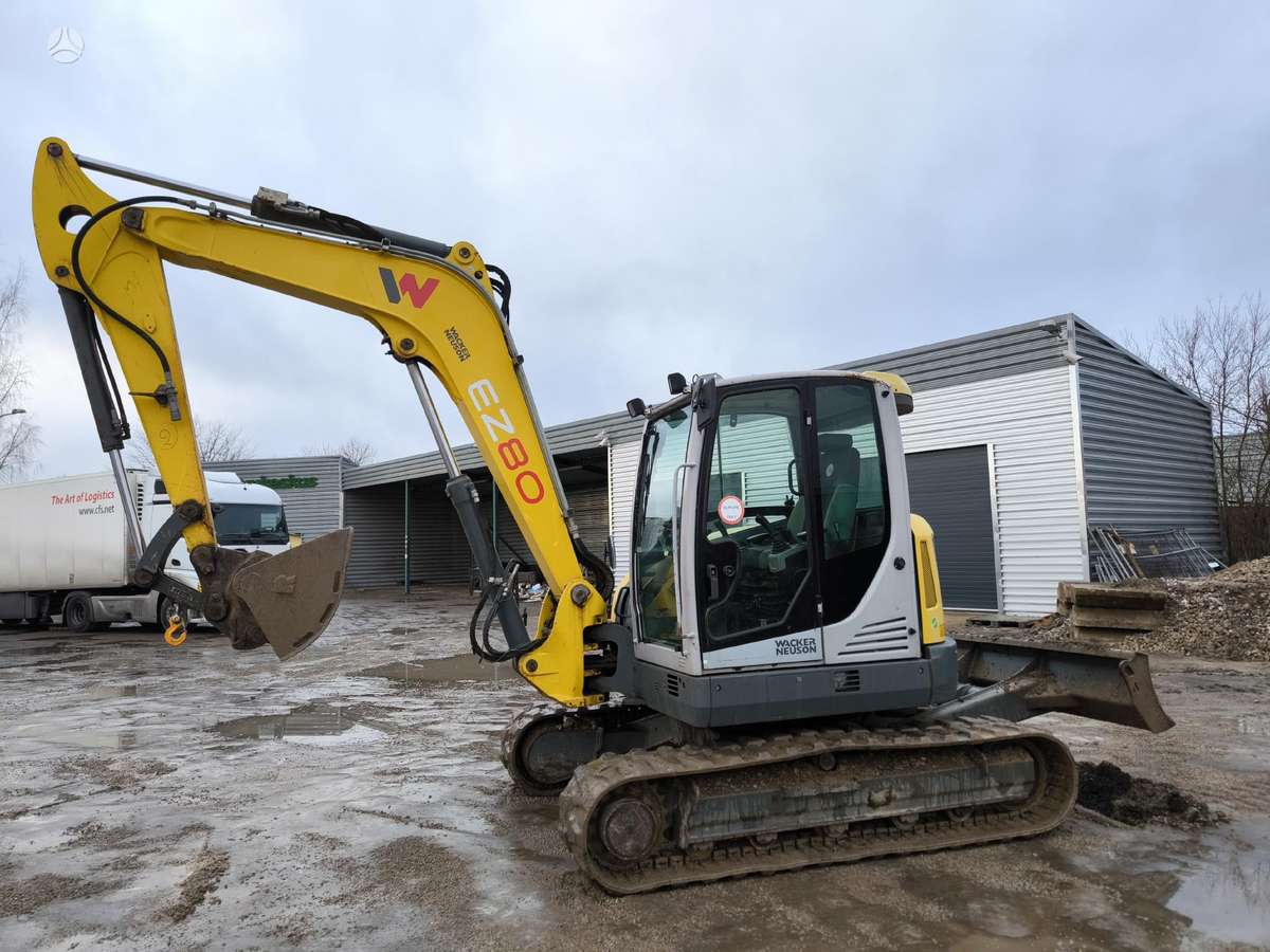 Wacker EZ80, mini ekskavatori