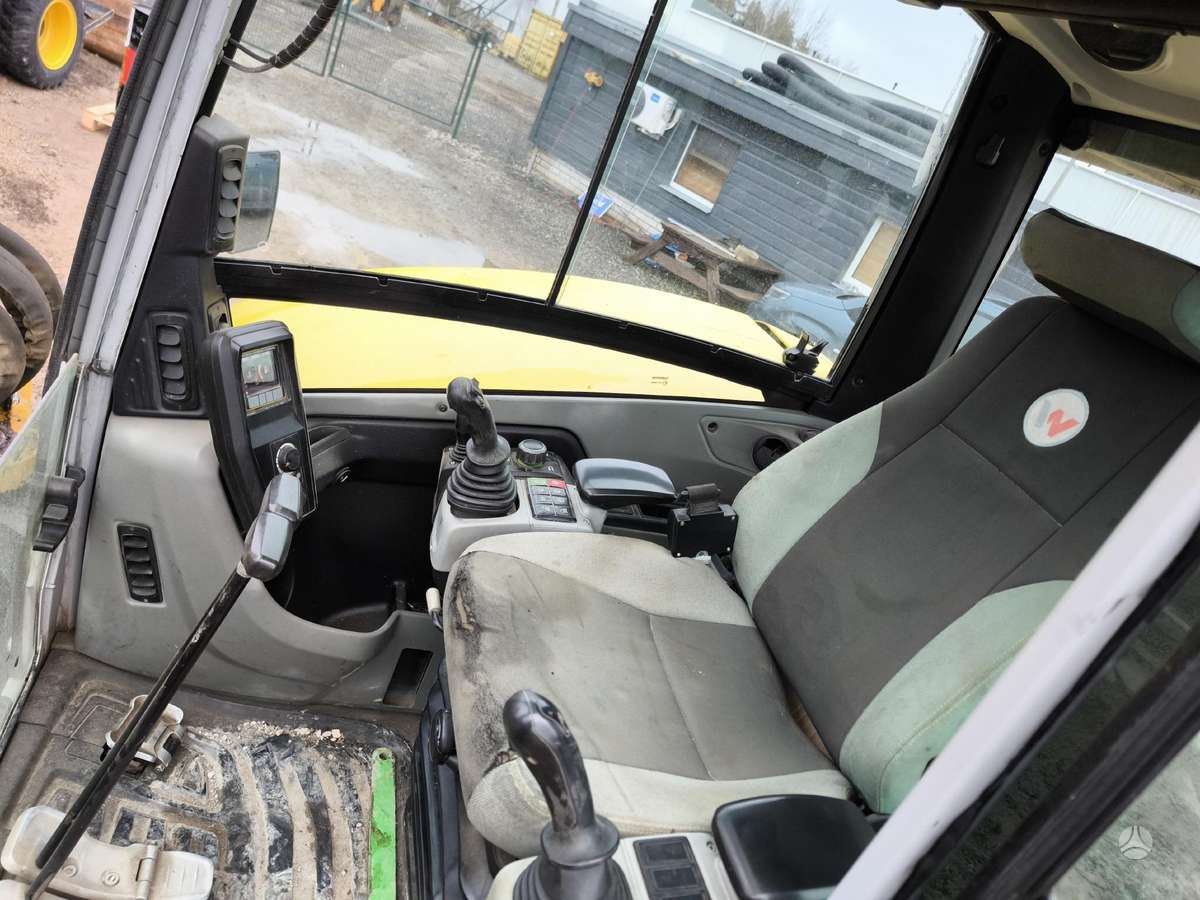 Wacker EZ80, mini excavator
