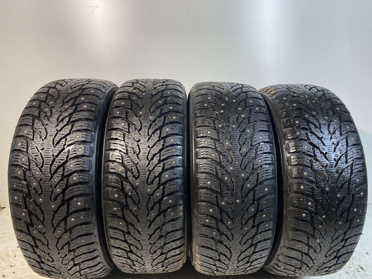 Nokian Hakka 9, winter 235/60 R17
