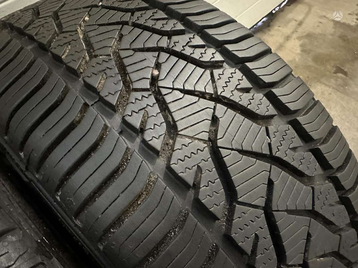 Barum, žieminės 225/45 R17