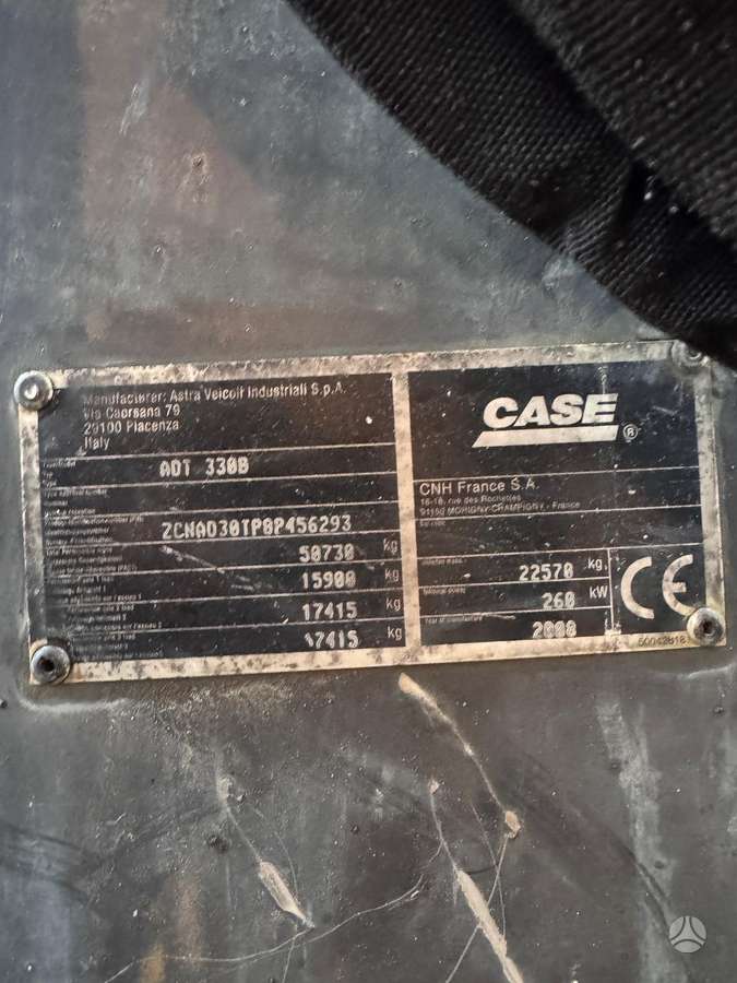 Case 330B, dumpers / tippers