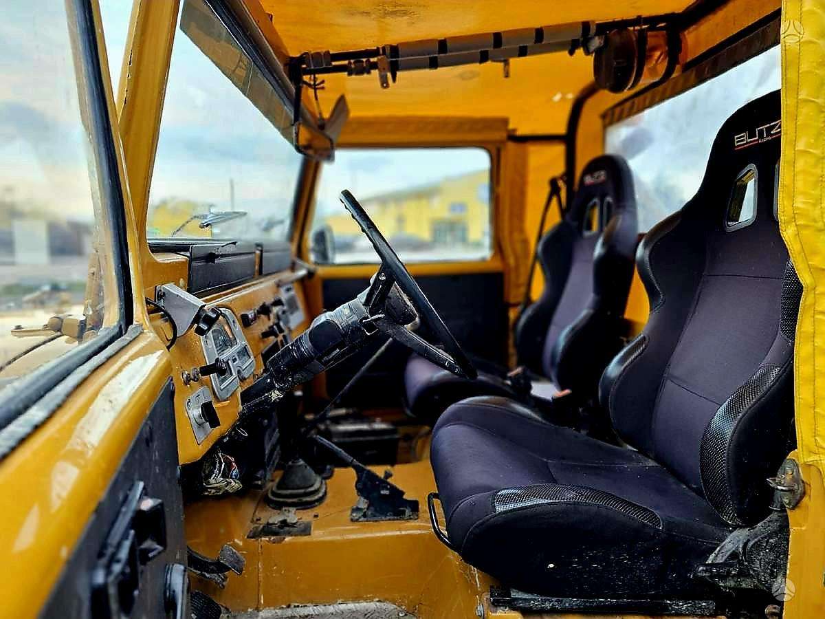 Toyota Land Cruiser - 12