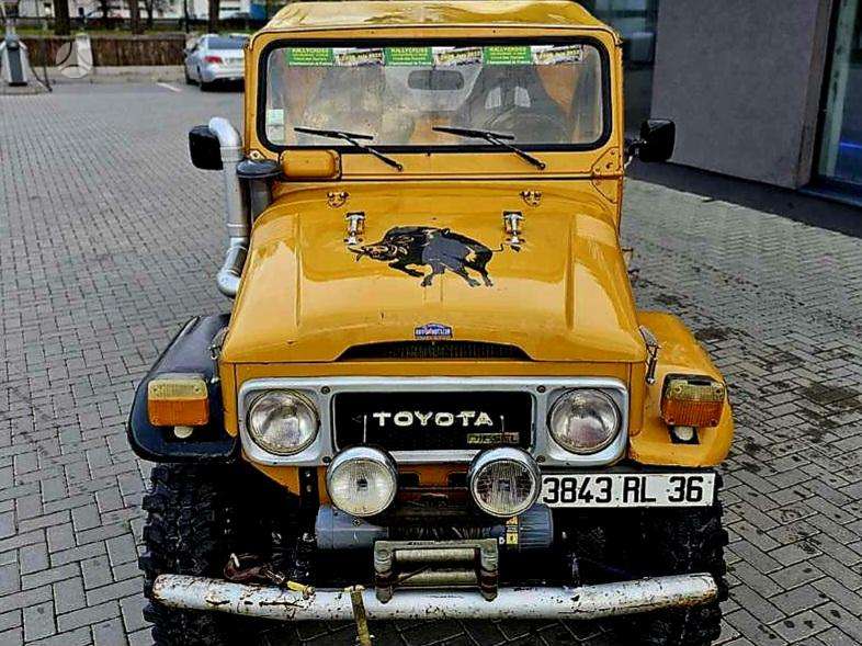 Toyota Land Cruiser - 9