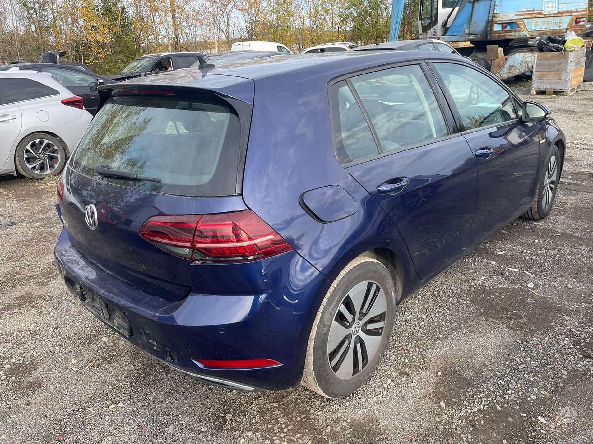 Volkswagen Golf rezerves daļās