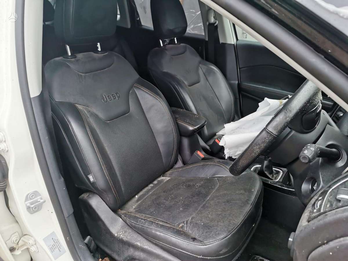 Jeep Compass for parts