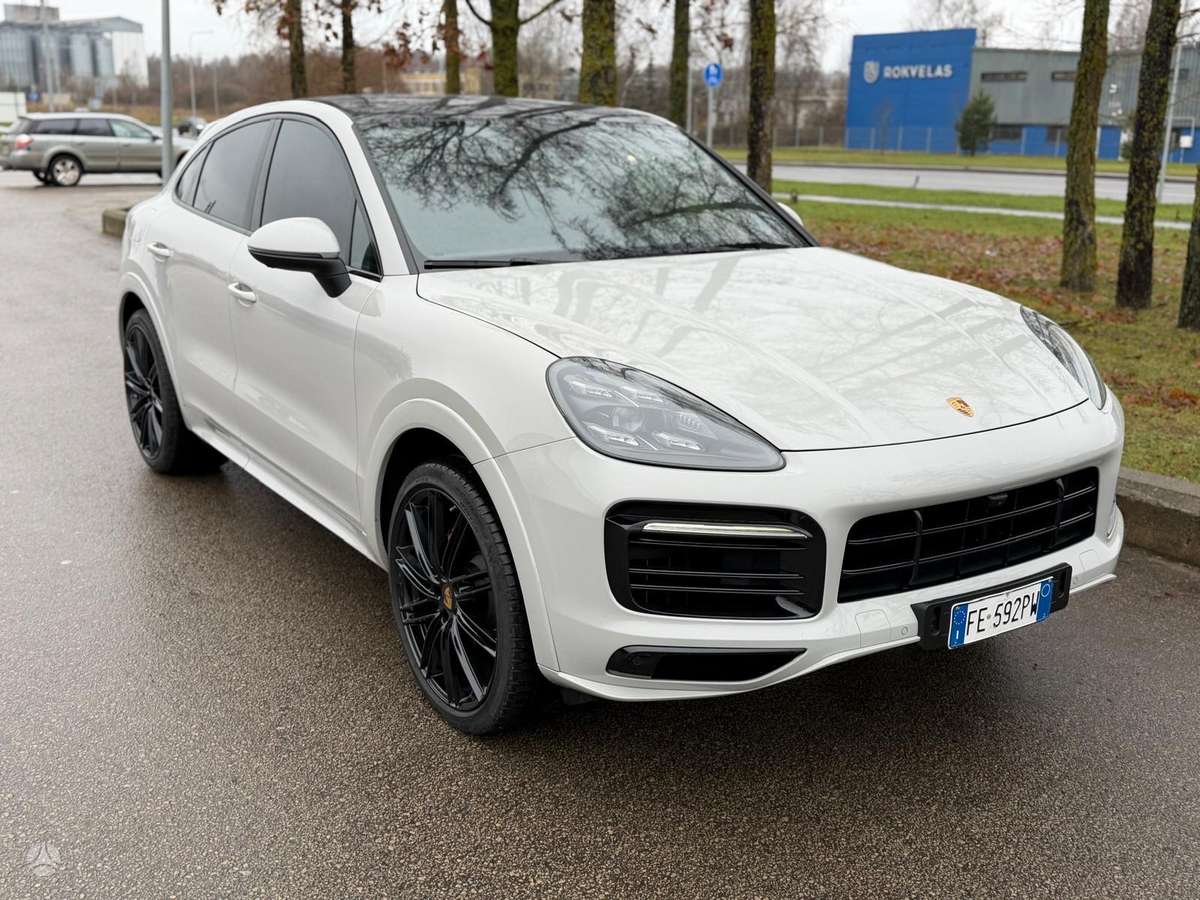 Porsche Cayenne Coupe - 1
