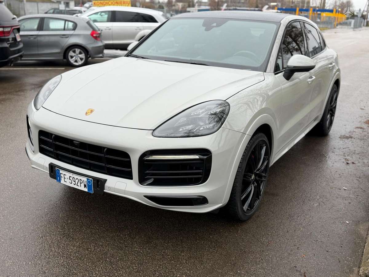 Porsche Cayenne Coupe - 2