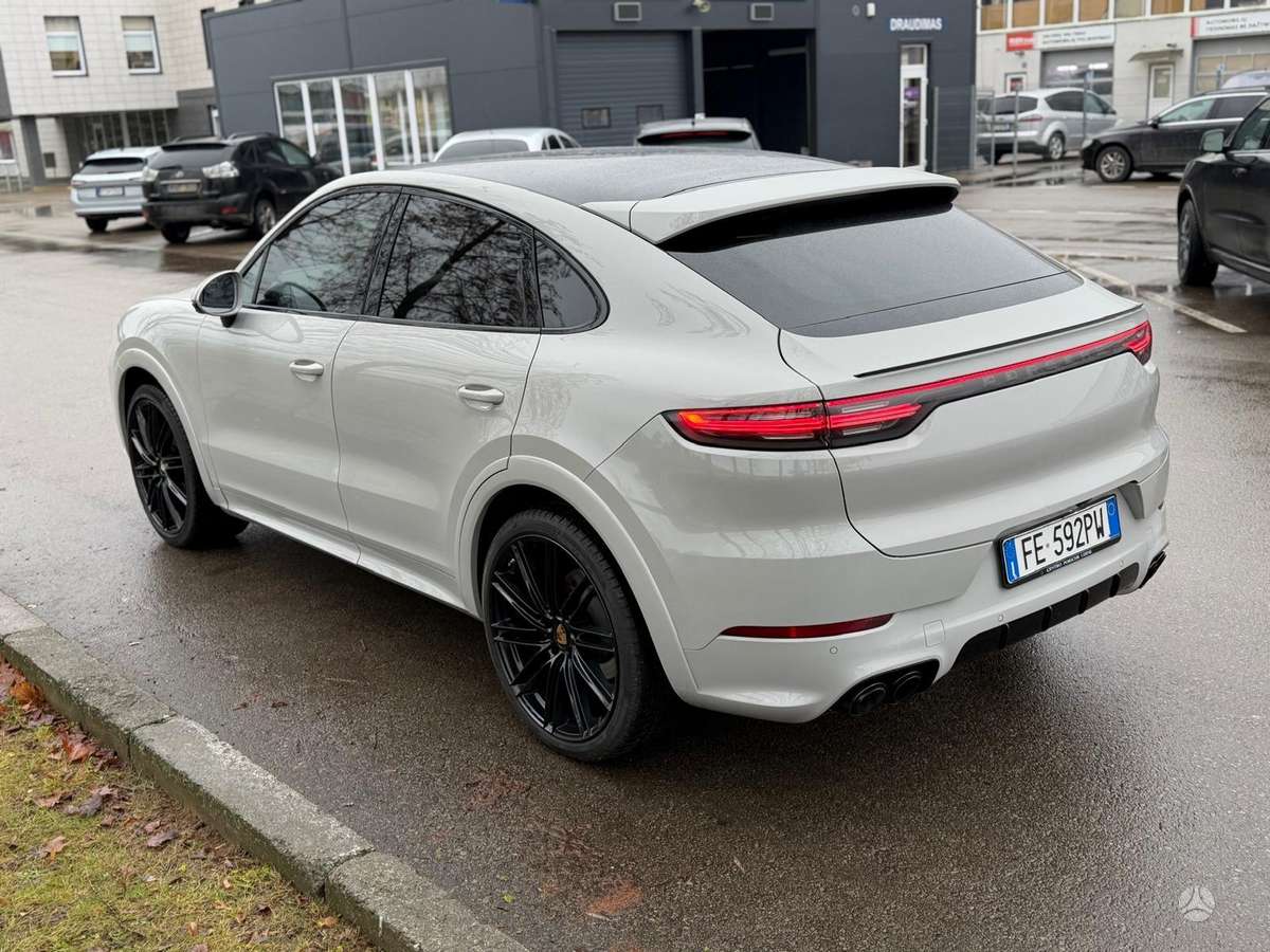 Porsche Cayenne Coupe - 6