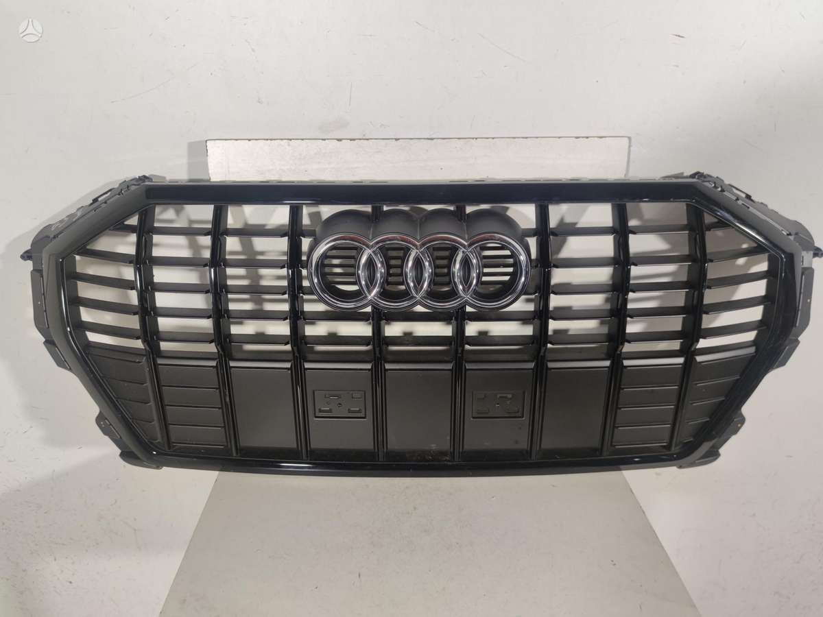 Audi Q3, 83A853651E 83A853651F, front grill
