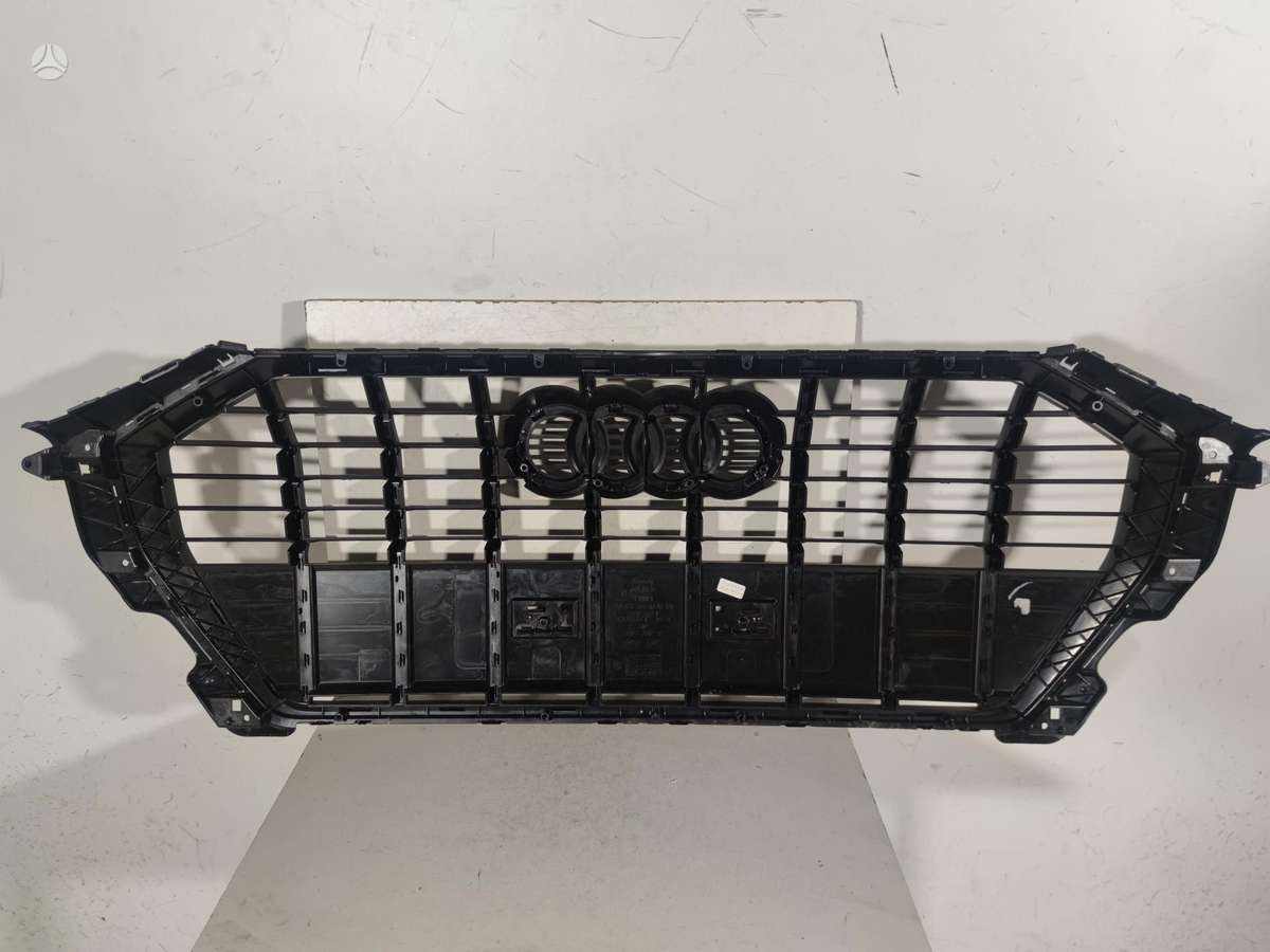 Audi Q3, 83A853651E 83A853651F, front grill
