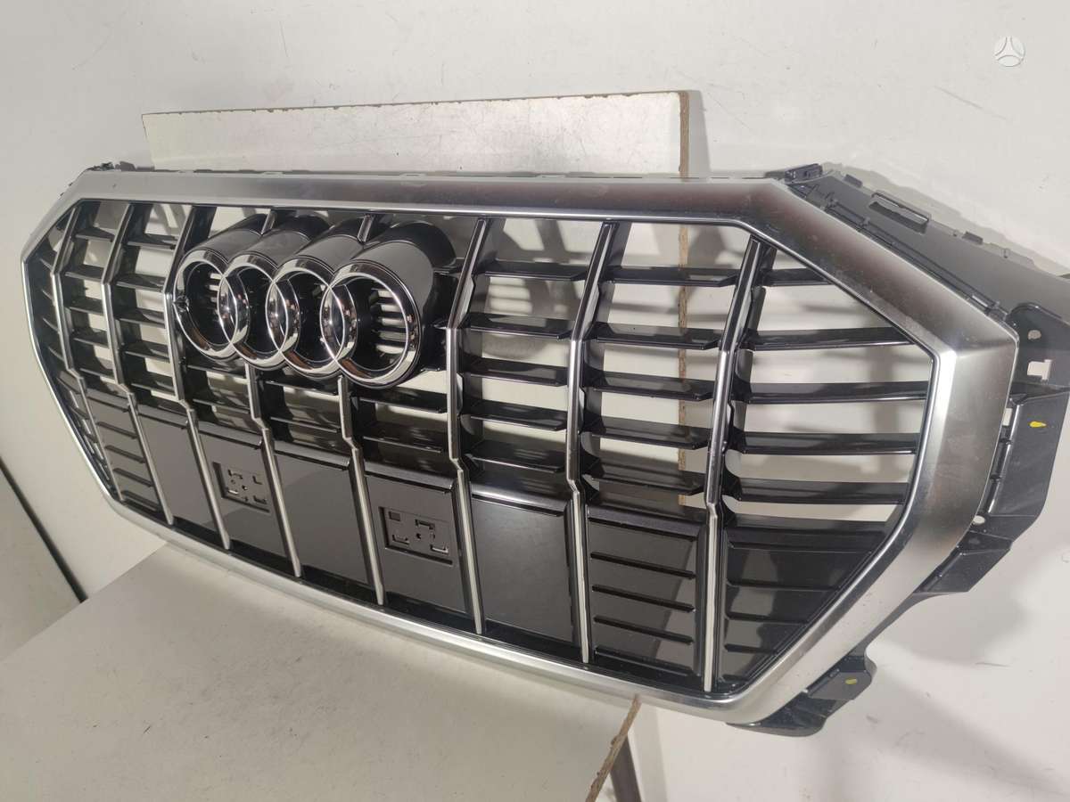 Audi Q3, 83A853651E 83A853651F, front grill