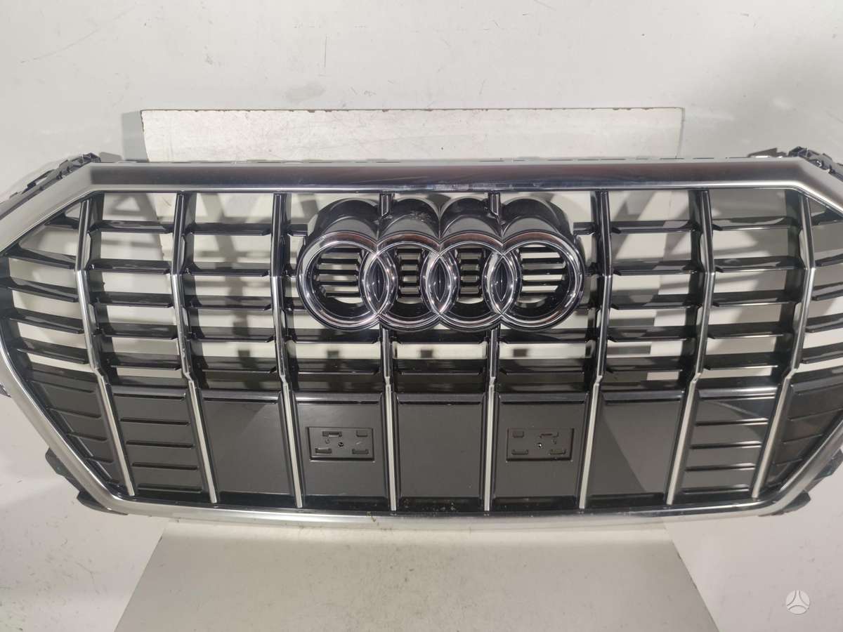 Audi Q3, 83A853651E 83A853651F, front grill