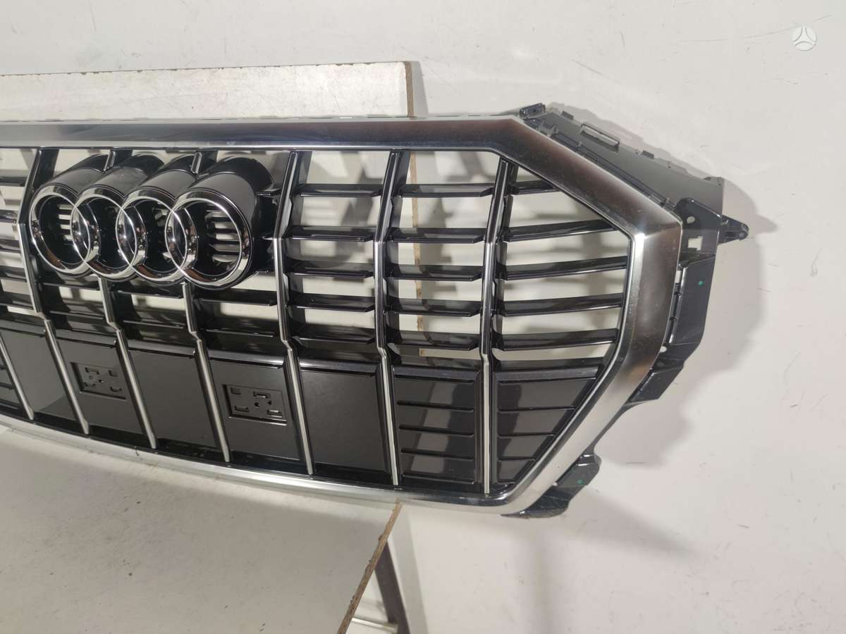 Audi Q3, 83A853651E 83A853651F, front grill