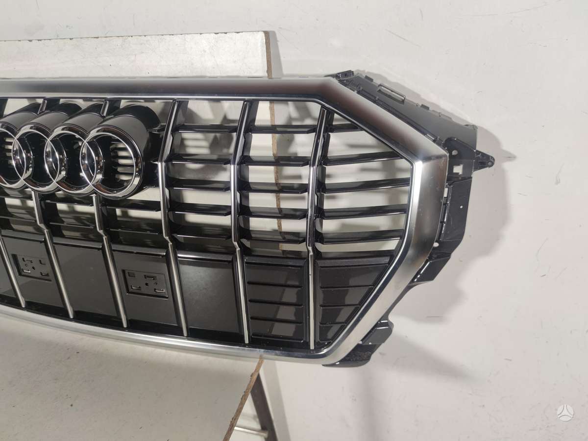 Audi Q3, 83A853651E 83A853651F, front grill