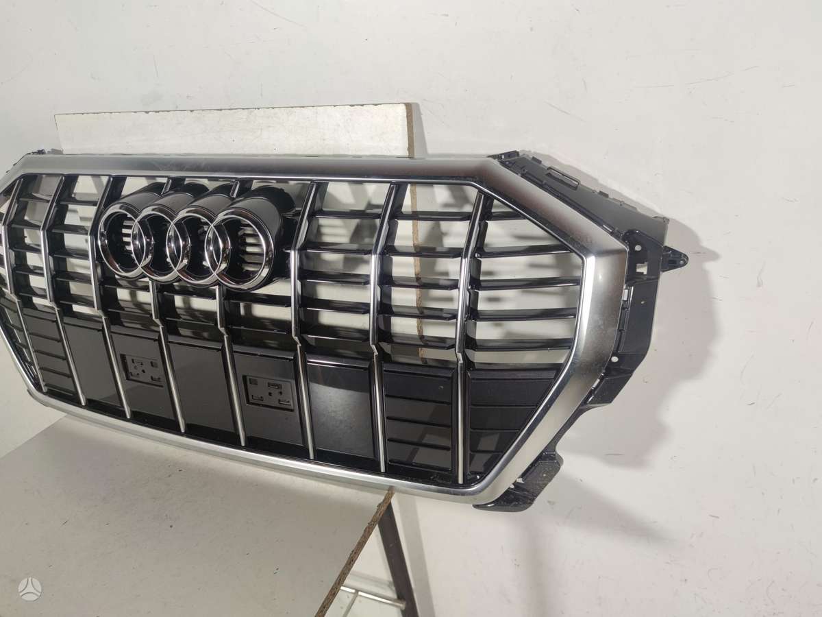 Audi Q3, 83A853651E 83A853651F, front grill