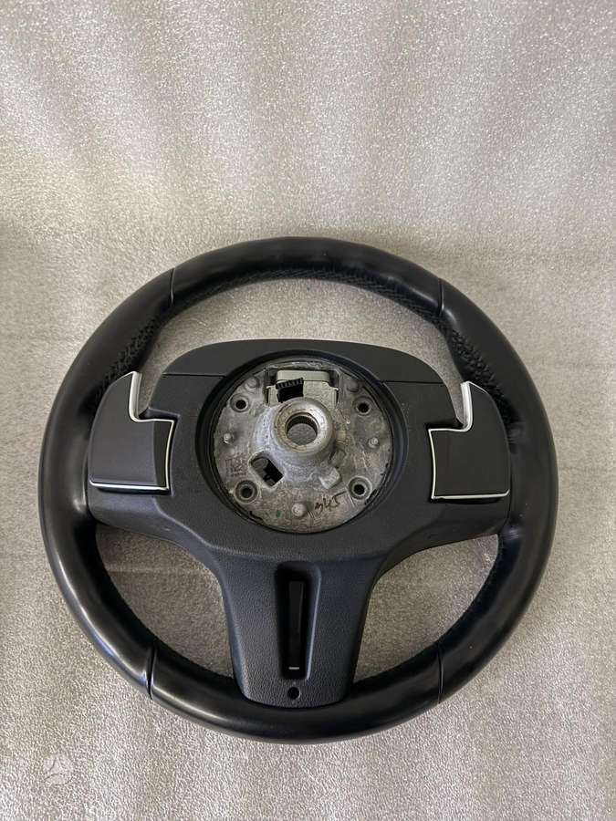 BMW X7 steering wheel