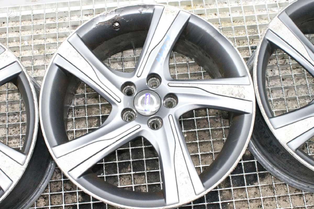 Volvo V60, light alloy, R18