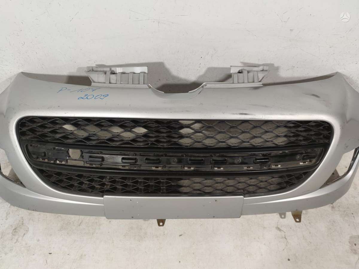 Peugeot 107 bamperi