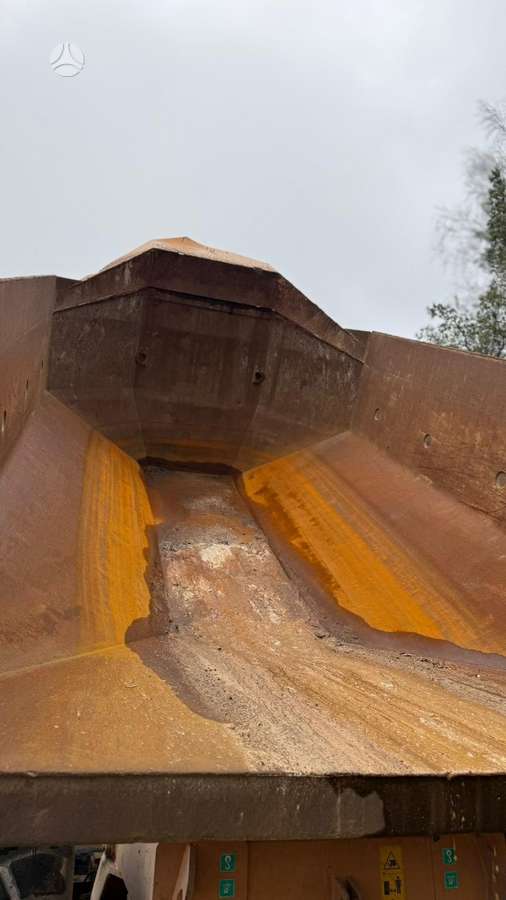 Case 330B, самосвалы