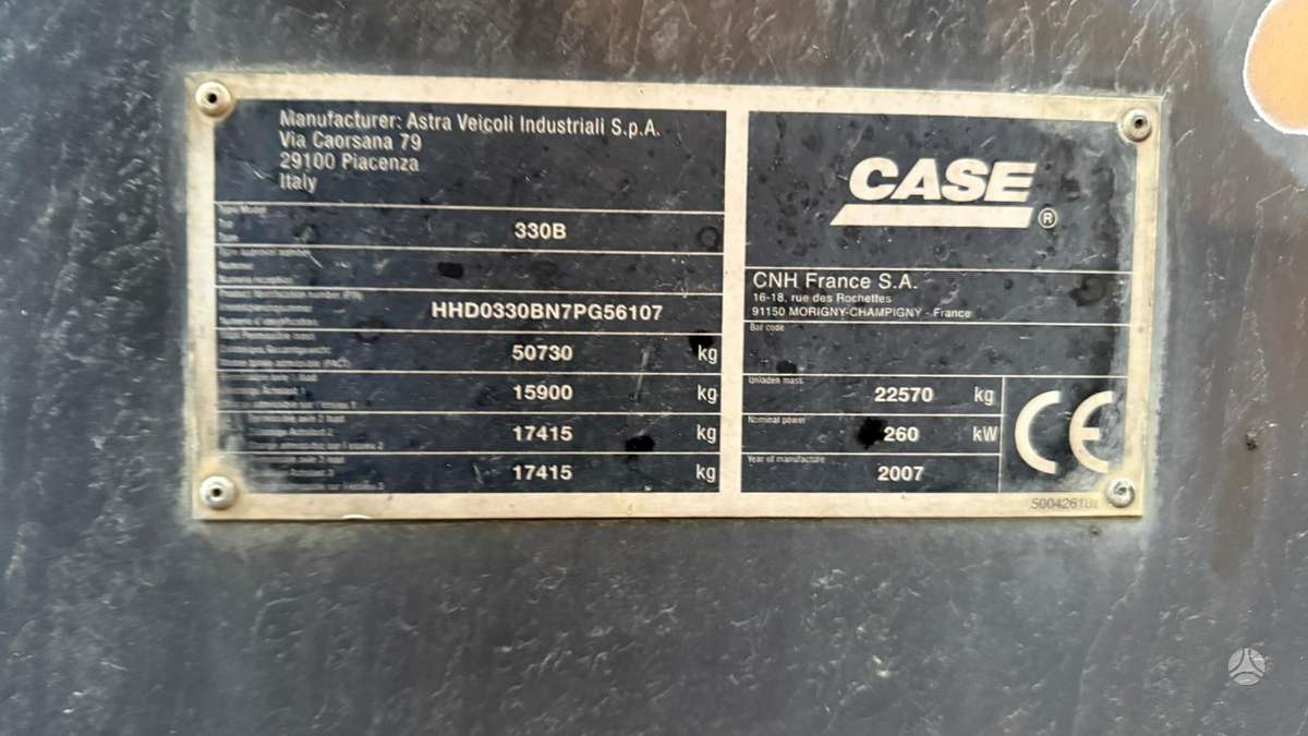 Case 330B, dumpers / tippers