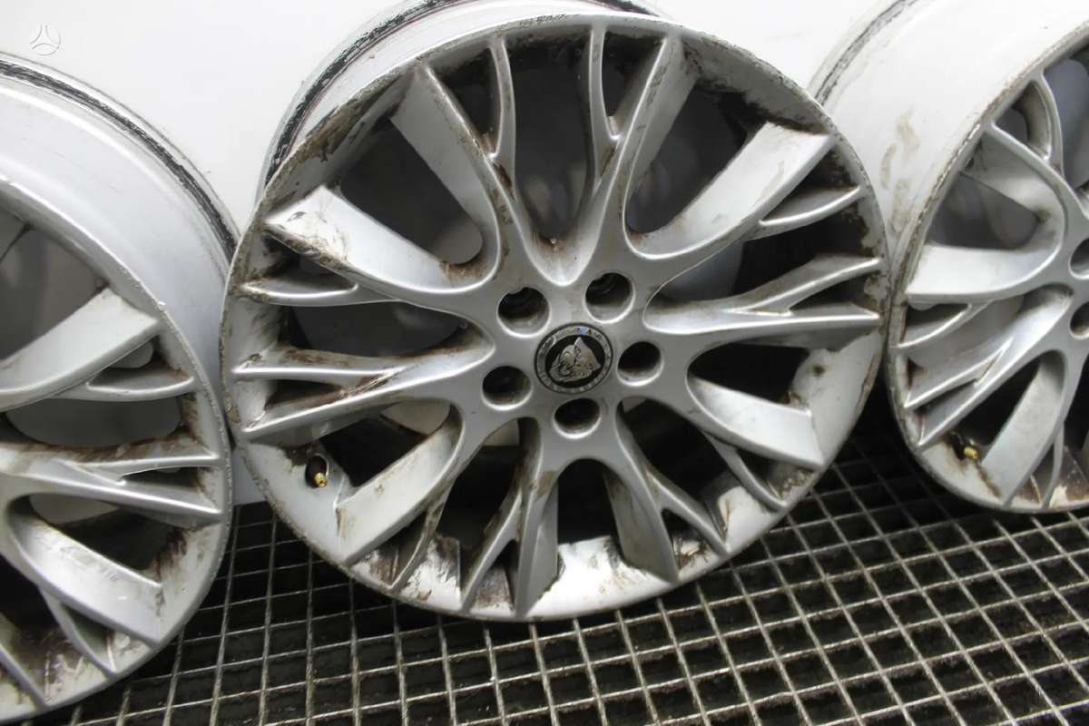 Jaguar XF, light alloy, R18