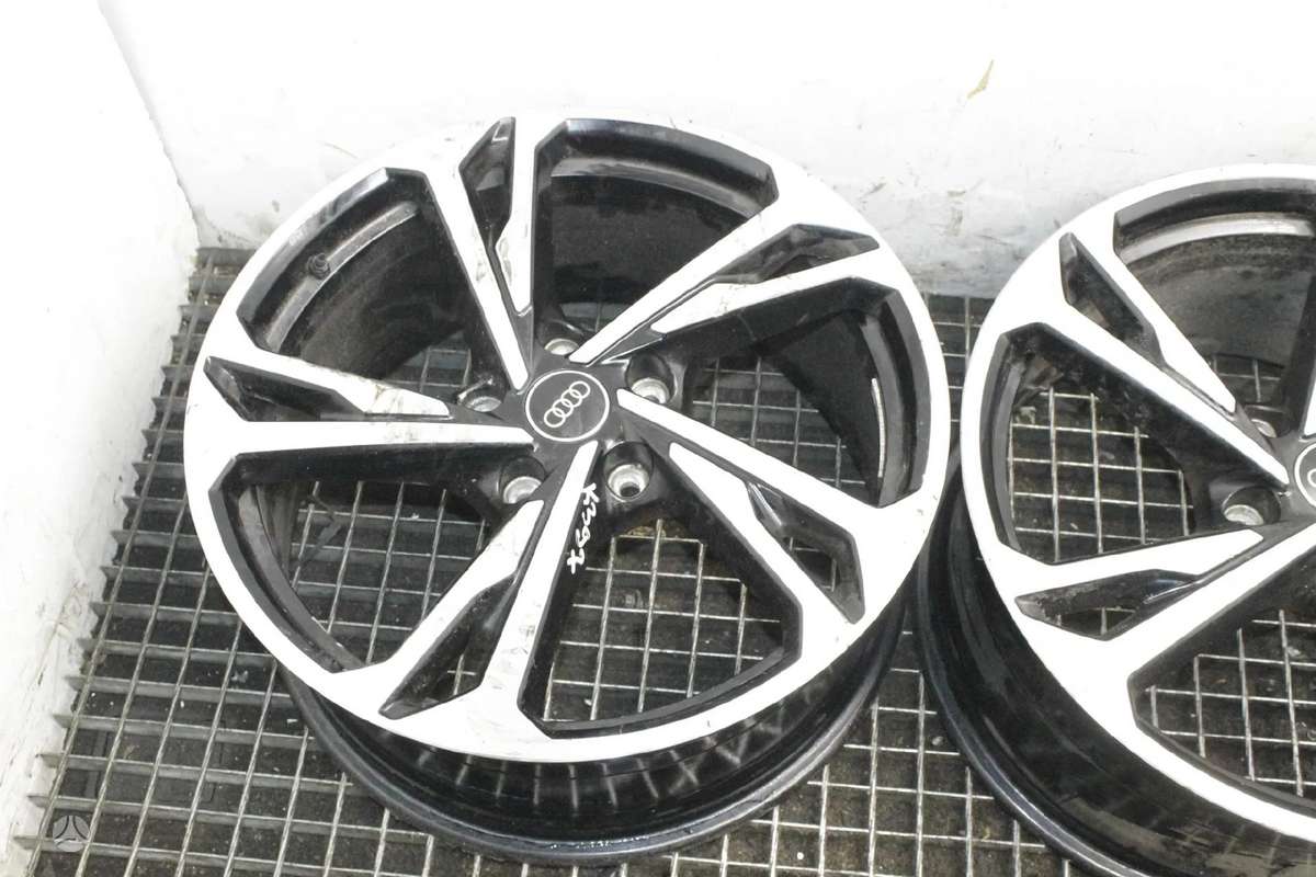 Audi E-TRON GT, light alloy, R20