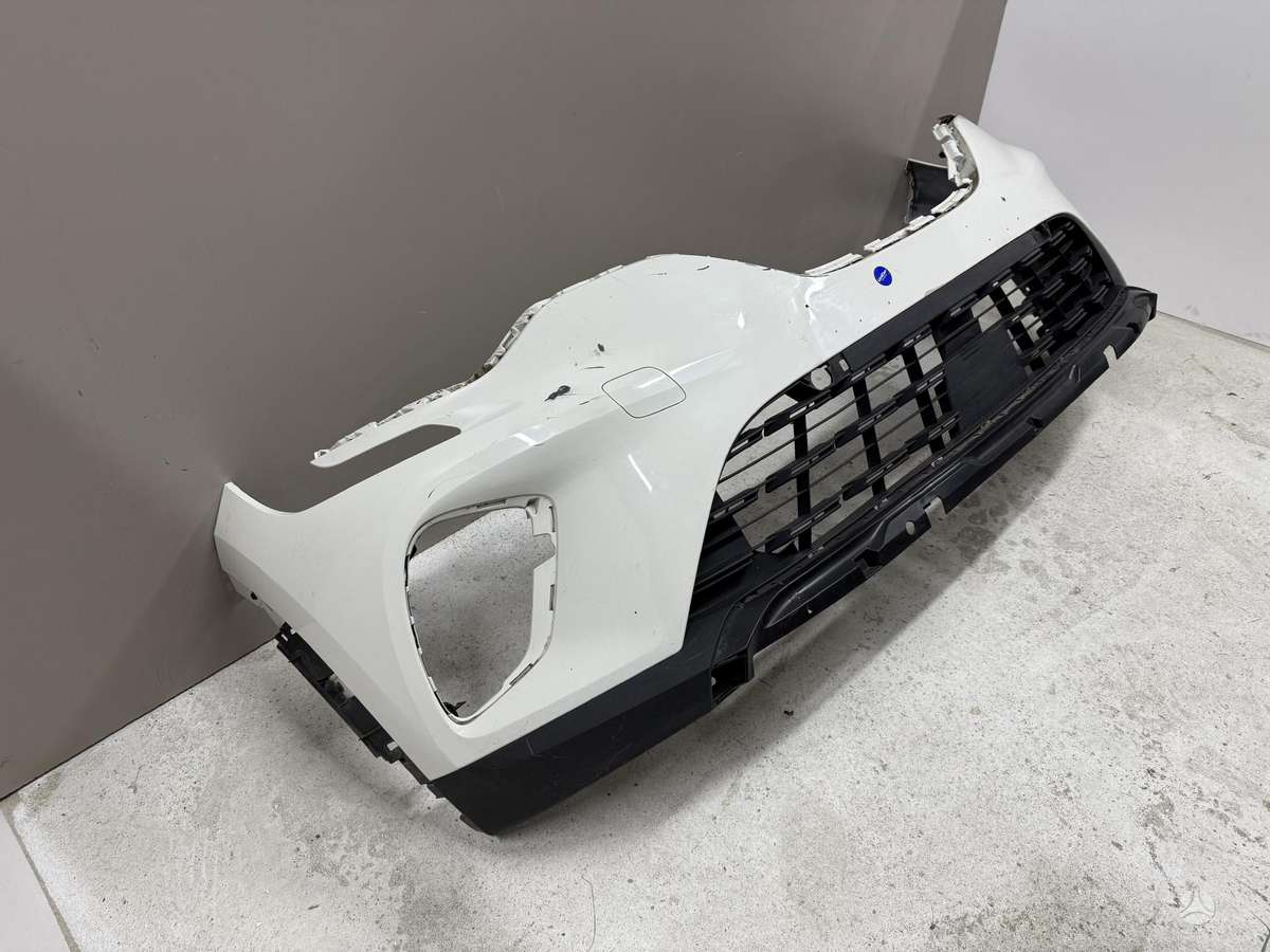 Renault Captur bumpers, fenders, front grill