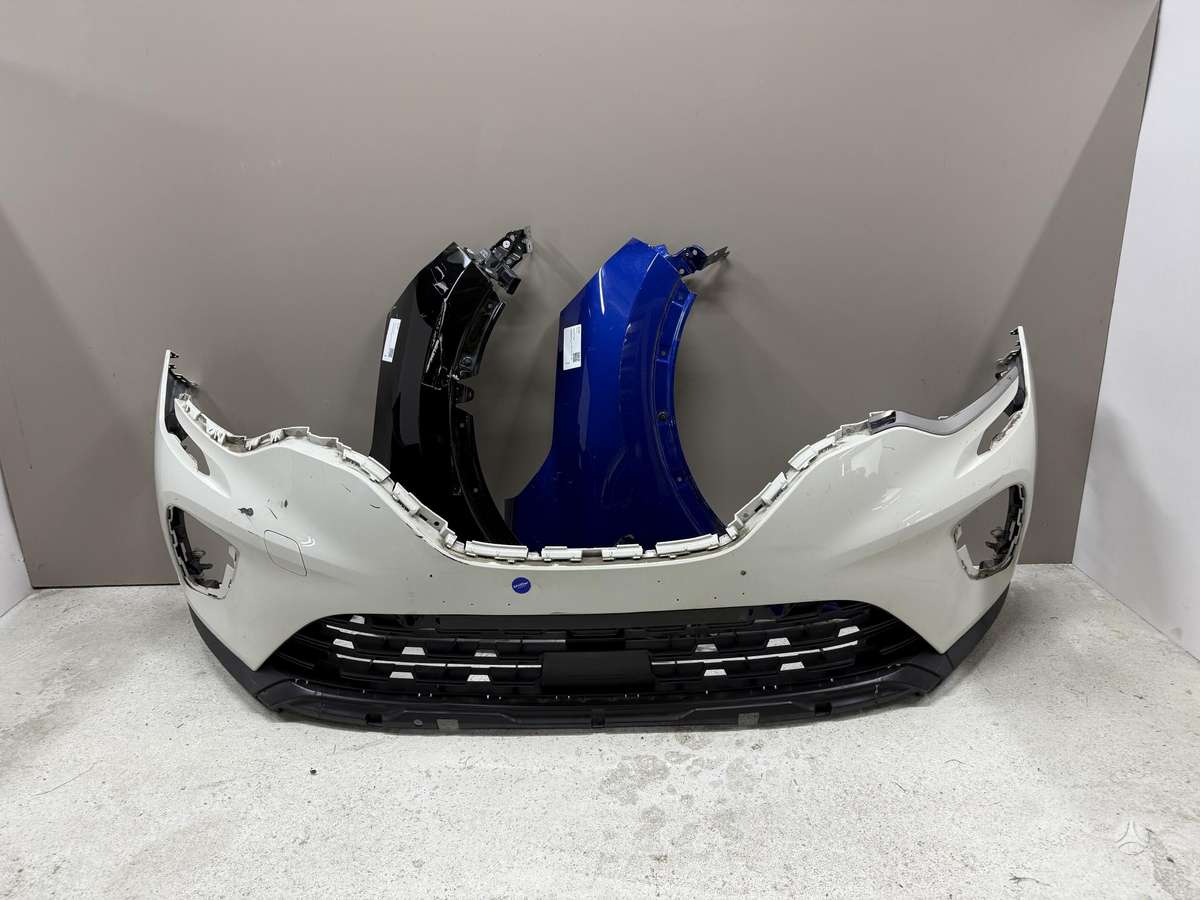 Renault Captur bumpers, fenders, front grill