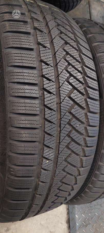 Continental, winter 235/45 R20