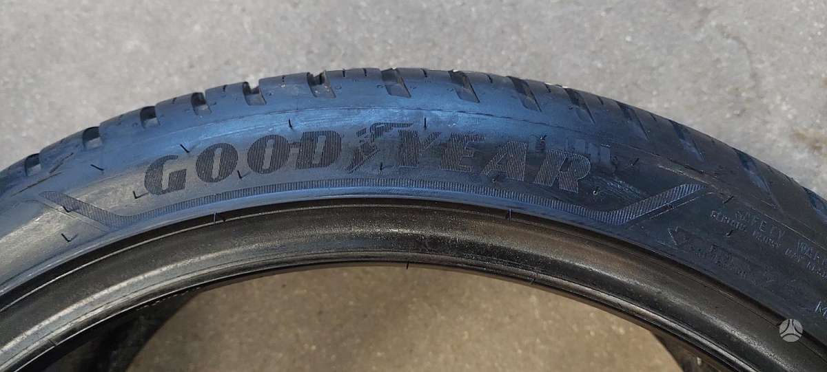 Goodyear, всесезонные 225/40 R19