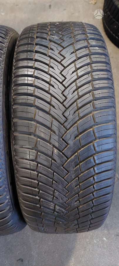 Pirelli, всесезонные 225/45 R19