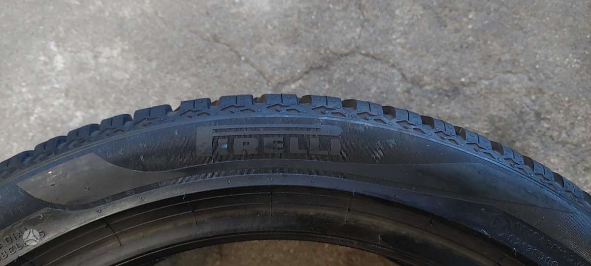 Pirelli, all-season 225/45 R19