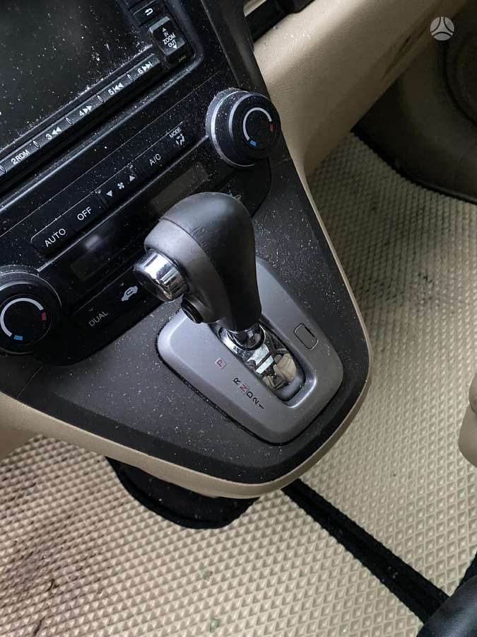 Honda CR-V dalimis