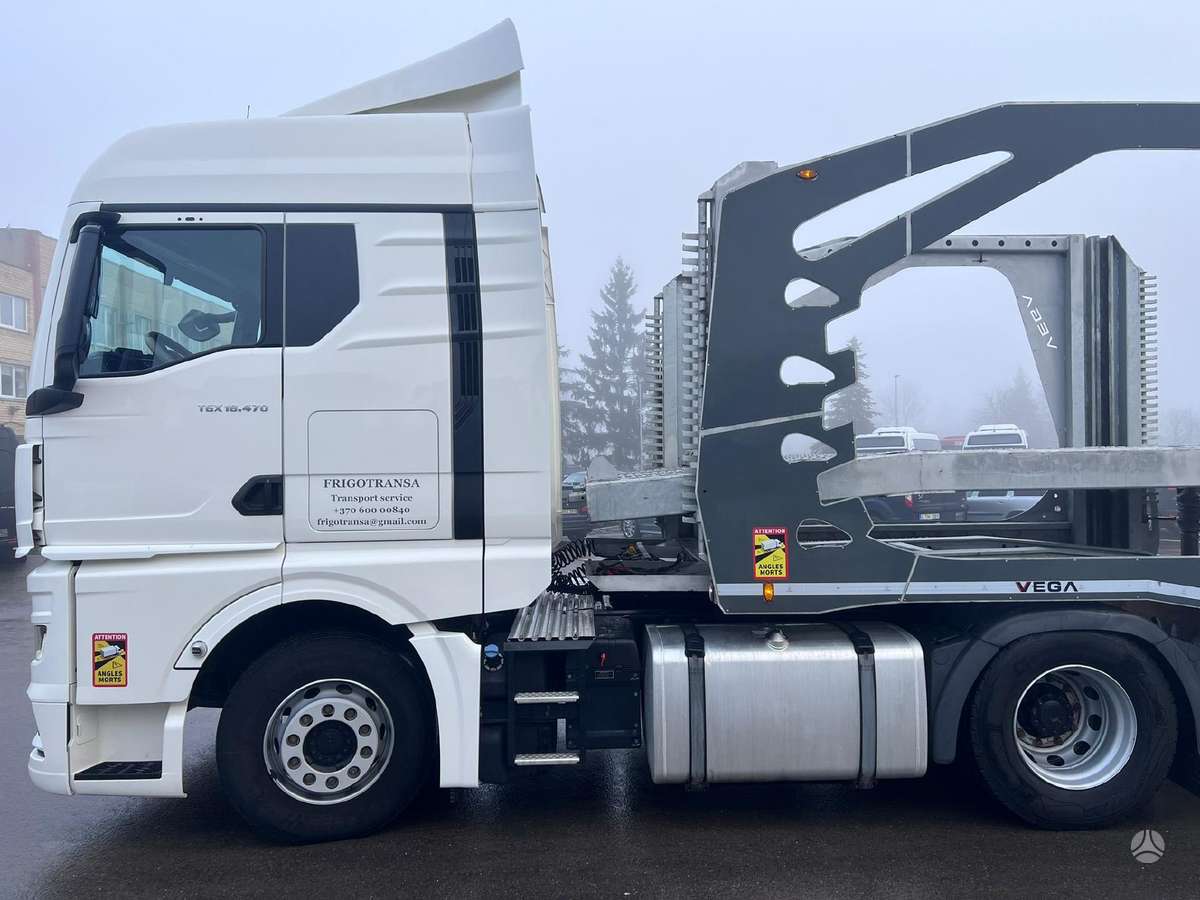 MAN TGX, double sleeper