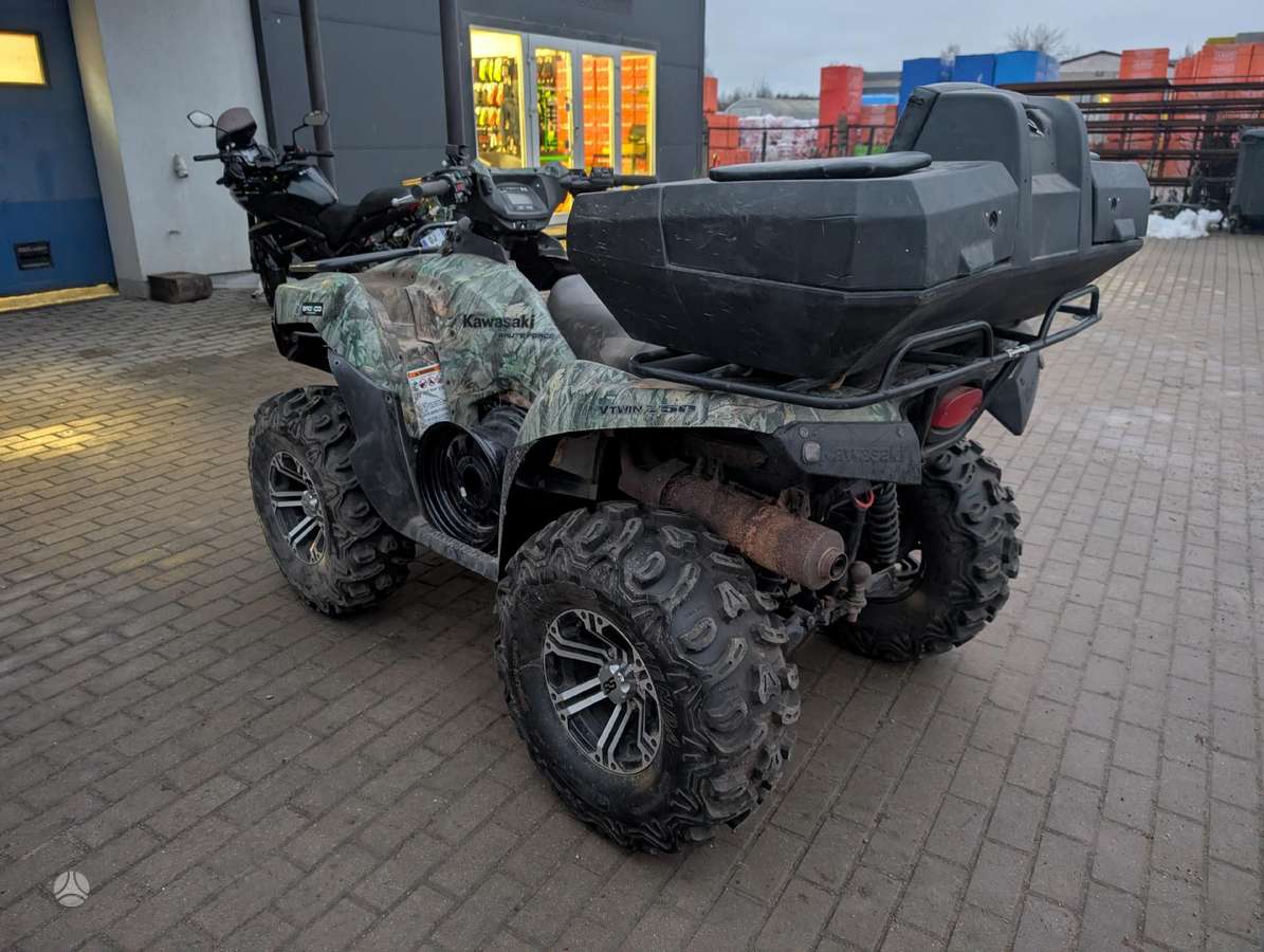 Kawasaki Brute Force, keturračiai