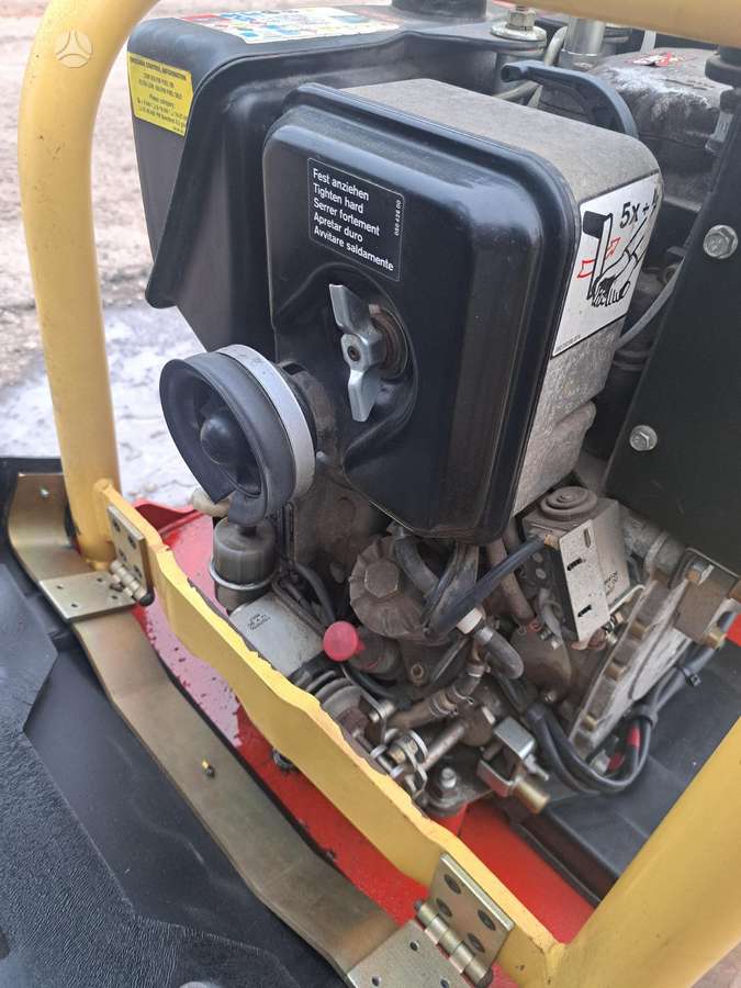 Dynapac LG520, vibrator / compactor