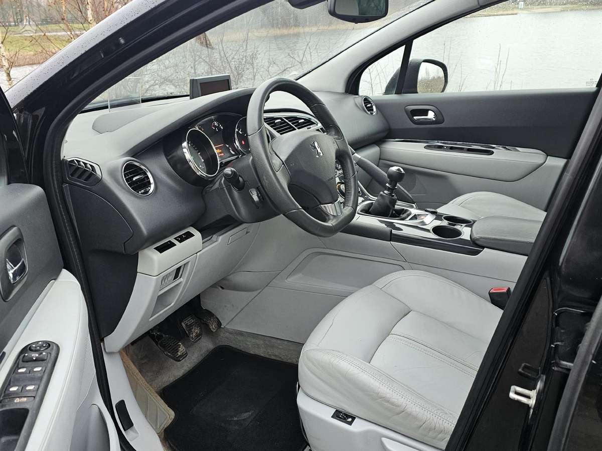 Peugeot 3008 - 8