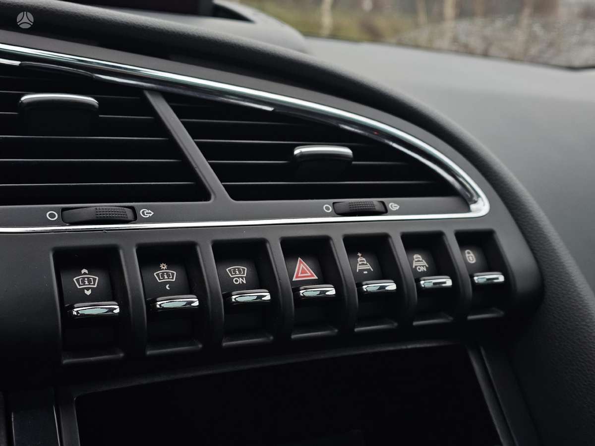 Peugeot 3008 - 12