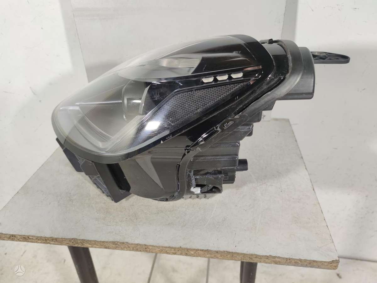 Maserati Grecale, 06702930710, lights